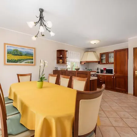 Eufemia Near With Large Garden And Outdoor Playground For Kids Villa Porec